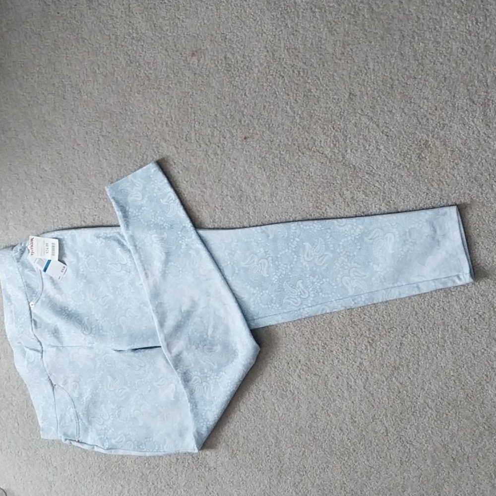 Michael Kors Stretchy Pants - Picture 2 of 11